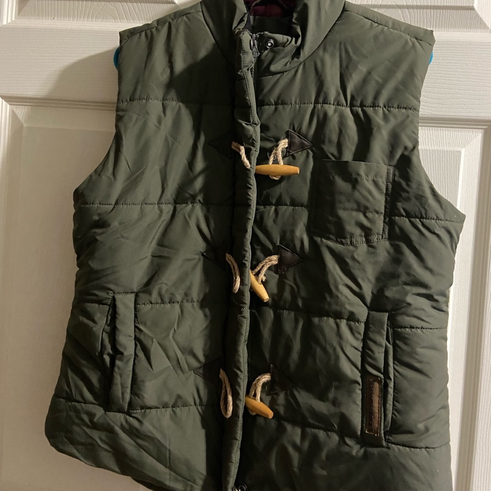 Legendary Whitetails womens vest size LG